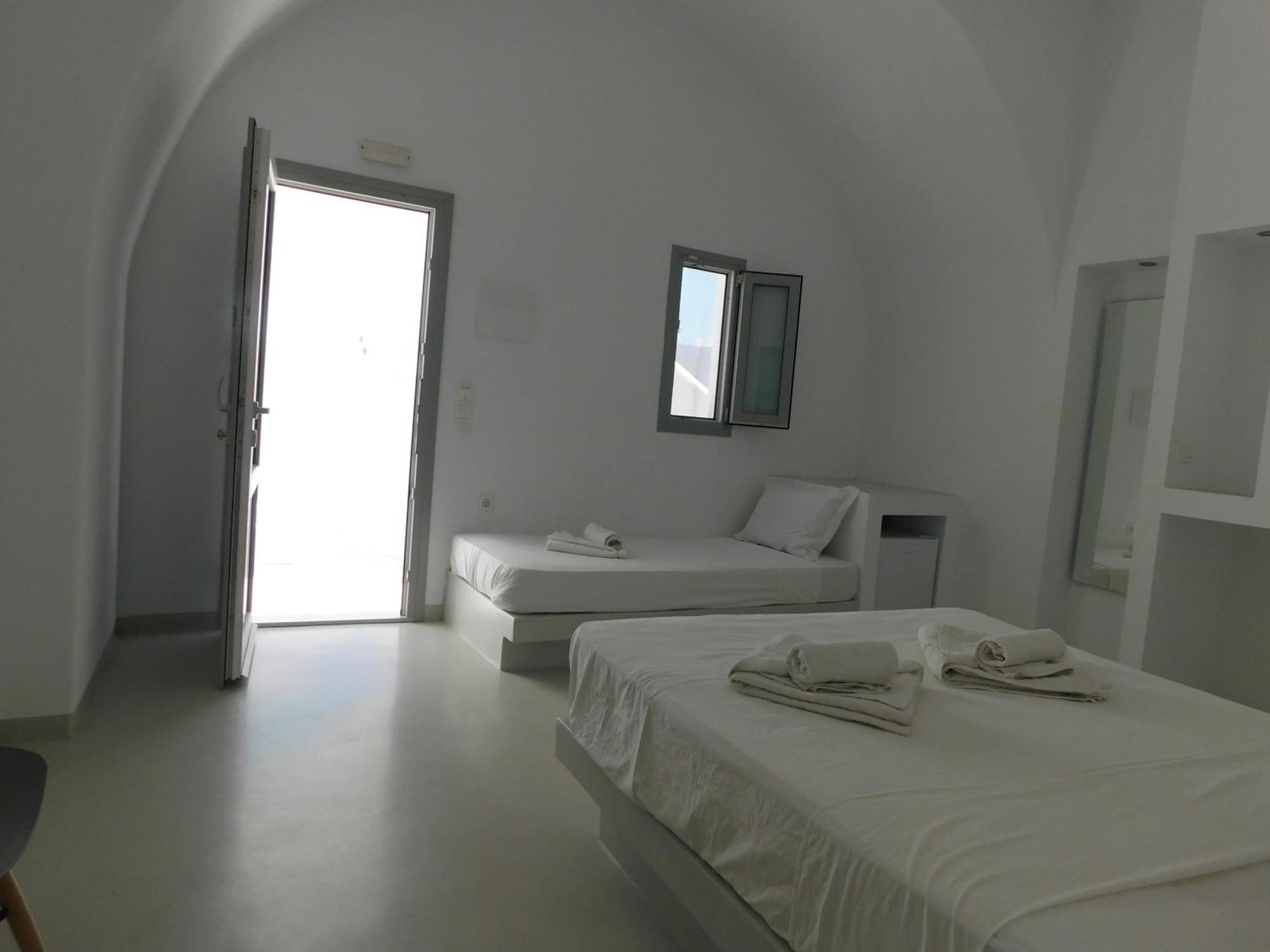 Fira Unique Rooms Fira (Santorini) Exterior foto