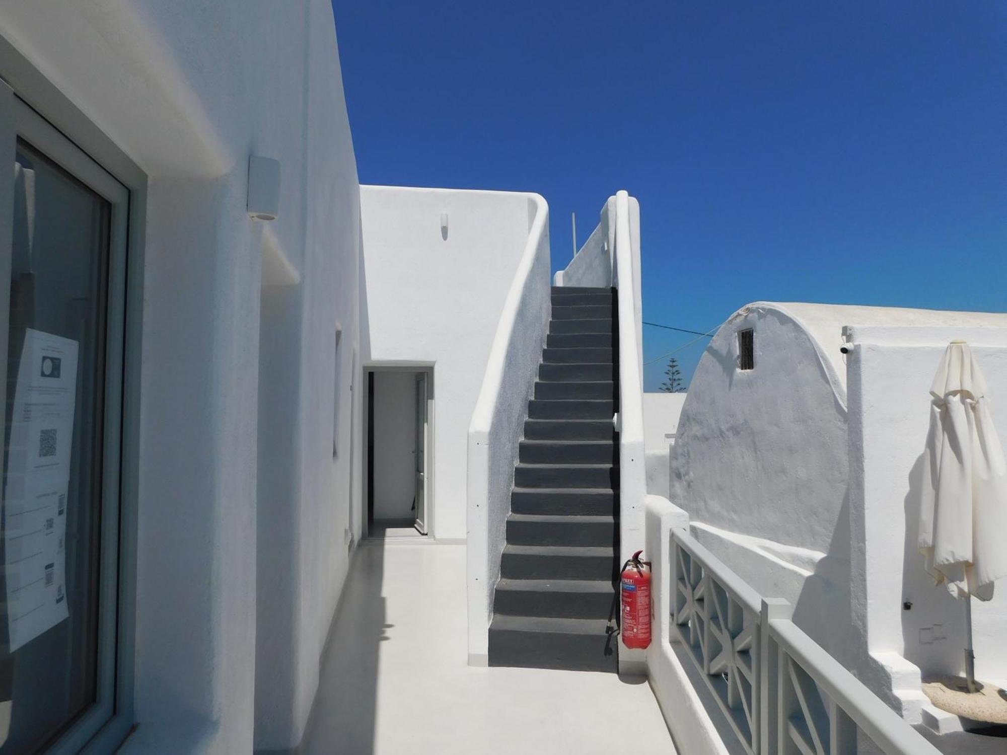 Fira Unique Rooms Fira (Santorini) Exterior foto